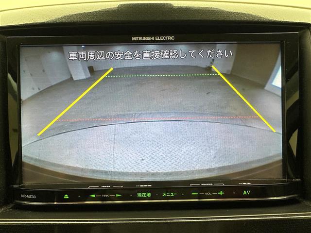 ワゴンＲ ２０周年記念車　純正ＳＤナビ（ＣＤ／ＤＶＤ／ＳＤ／ワンセグ／Ｂｌｕｅｔｏｏｔｈ）　バックカメラ　シートヒーター　純正１５インチアルミホイール　純正フロアマット　アイドリングストップ　オートライト　ＨＩＤヘッドライト（5枚目）