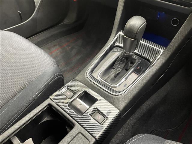 レヴォーグ １．６ＧＴアイサイト　Ｓスタイル　アルパインディスプレイオーディオ（Ｂｌｕｅｔｏｏｔｈ／ＵＳＢ／ａｐｐｌｅｃａｒｐｌａｙ／ａｎｄｒｏｉｄａｕｔｏ）　バックカメラ　前後ドライブレコーダー　追従型クルーズコントロール　ブラインドスポット（6枚目）