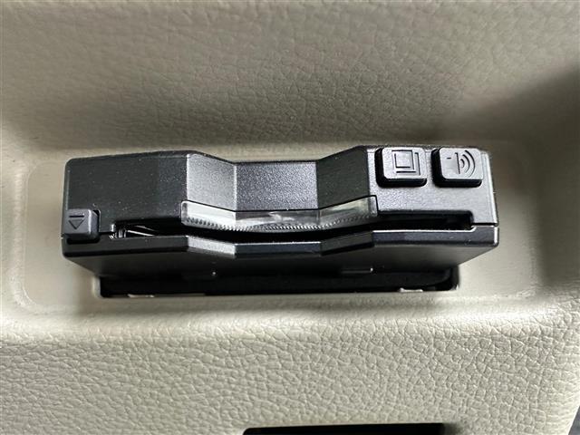 スペーシア ハイブリッドＸ　純正ＳＤナビ（ＣＤ／ＤＶＤ／ＳＤ／フルセグ／Ｂｌｕｅｔｏｏｔｈ）　両側パワースライドドア　コーナーセンサー　ドライブレコーダー　エンジンスターター　アイドリングストップ　純正１４インチアルミホイール（11枚目）