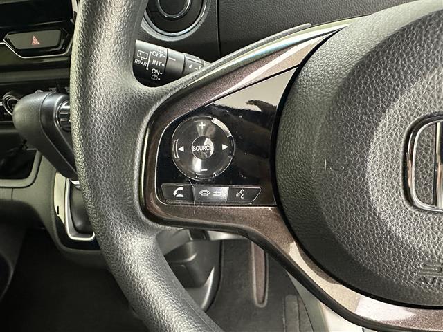 Ｎ－ＢＯＸ Ｇ・Ｌホンダセンシング　社外ナビバックカメラビルドインＥＴＣ片側パワスラ純正１４インチアルミホイール衝突軽減ブレーキレーンキープアシスト追従クルコンオートライトオートハイビームＬＥＤヘッドライトスマートキープッシュスタート（14枚目）