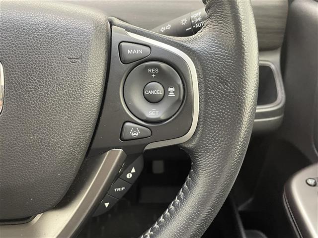 フリード Ｇ・ホンダセンシング　ワンオーナー　純正ナビ　フルセグ　ＣＤ　ＤＶＤ　ＢＴ　ＭＳＶ　ＵＳＢ　両側パワースライドドア　レーダークルーズコントロール　ＬＤＡ　衝突軽減ブレーキ　コーナーセンサー　ハーフレザーシート　シートヒータ（12枚目）