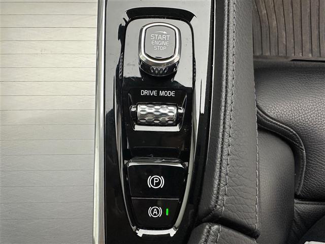 XC90 T5 AWD モーメンタム 純正HDDナビ フルセグ CD USB BT Apple Car Play Android Auto 全方位カメラ レーダークルーズコントロール 衝突軽減ブレーキ BSM LKA クロストラフィック(9枚目)