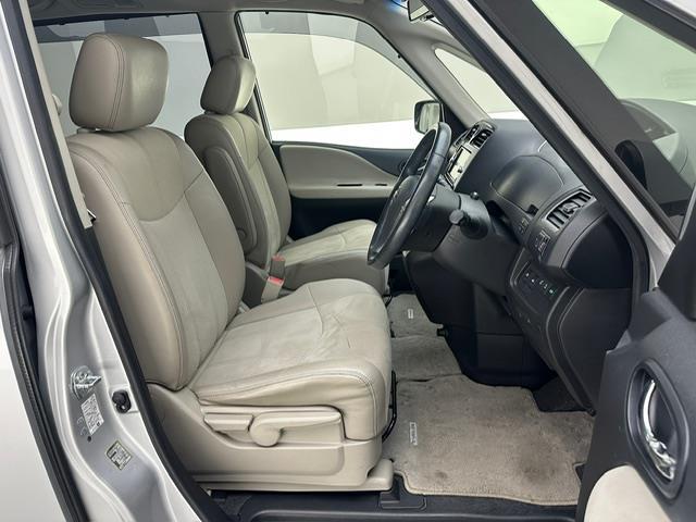 セレナ ハイウェイスターG エアロモード S-HV Aセフ 純正ナビ フルセグ CD DVD BT MSV HDMI 社外フリップダウンモニター アラウンドビューモニター ガラスルーフ エマージェンシーブレーキ LDA クルーズコントロール ビルトインETC(22枚目)