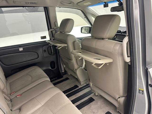 セレナ ハイウェイスターG エアロモード S-HV Aセフ 純正ナビ フルセグ CD DVD BT MSV HDMI 社外フリップダウンモニター アラウンドビューモニター ガラスルーフ エマージェンシーブレーキ LDA クルーズコントロール ビルトインETC(26枚目)