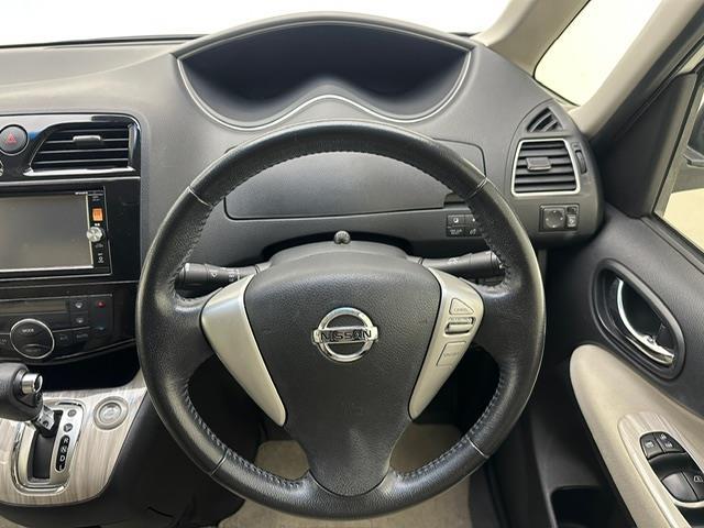 セレナ ハイウェイスターG エアロモード S-HV Aセフ 純正ナビ フルセグ CD DVD BT MSV HDMI 社外フリップダウンモニター アラウンドビューモニター ガラスルーフ エマージェンシーブレーキ LDA クルーズコントロール ビルトインETC(41枚目)