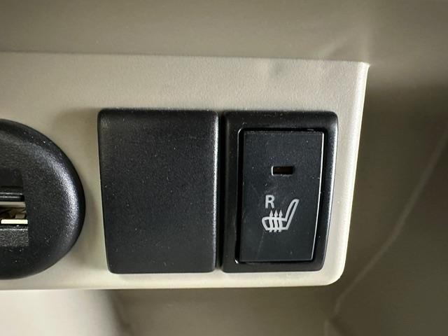 アルトラパン Ｘ　純正ナビＥＴＣアラウンドビューモニターシートヒーター衝突軽減ブレーキレーンディパーチャーアラートＬＥＤヘッドライトオートライト純正１４インチアルミホイール純正マット純正ドアバイザークリアランスソナー（9枚目）