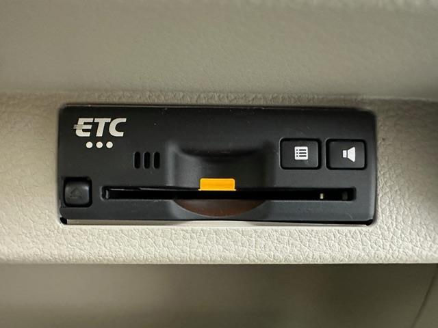 アルトラパン Ｘ　純正ナビＥＴＣアラウンドビューモニターシートヒーター衝突軽減ブレーキレーンディパーチャーアラートＬＥＤヘッドライトオートライト純正１４インチアルミホイール純正マット純正ドアバイザークリアランスソナー（10枚目）