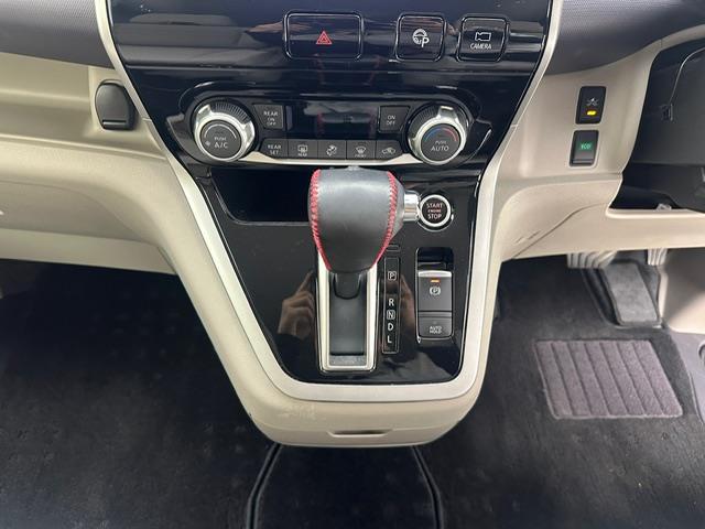 セレナ X VセレクションII 純正SDナビアラウンドビューモニター両側パワースライドアビルドインETCデジタルインナーミラープロパイロットレーダークルーズコントロールレーンディパーチャーアラート前後コーナーセンサー電子パーキング(6枚目)