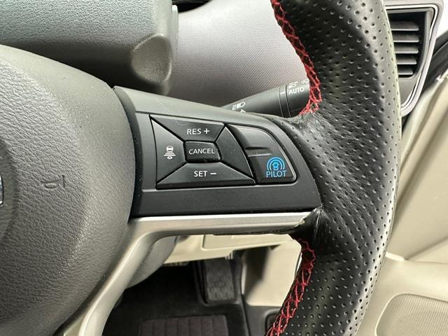 セレナ X VセレクションII 純正SDナビアラウンドビューモニター両側パワースライドアビルドインETCデジタルインナーミラープロパイロットレーダークルーズコントロールレーンディパーチャーアラート前後コーナーセンサー電子パーキング(15枚目)