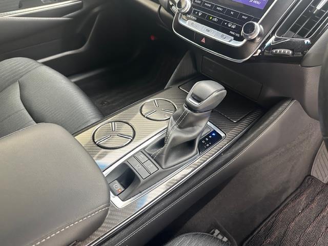 クラウンハイブリッド RS 純正ナビ(CD/DVD/フルセグTV/BT) 前後ドライブレコーダー(HDR360GW)ETC2.0 追従式クルーズコントロール バックカメラ 純正フロアマット 前席パワーシート 前席シートヒーター(8枚目)