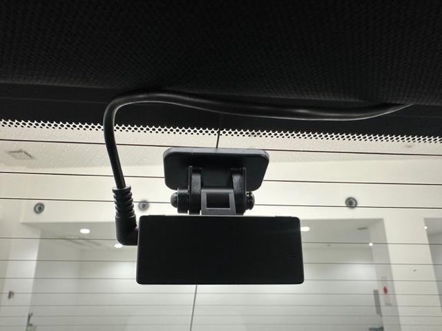 クラウンハイブリッド RS 純正ナビ(CD/DVD/フルセグTV/BT) 前後ドライブレコーダー(HDR360GW)ETC2.0 追従式クルーズコントロール バックカメラ 純正フロアマット 前席パワーシート 前席シートヒーター(12枚目)