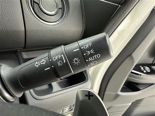 N-BOXカスタム G・Lターボホンダセンシング 社外SDナビバックカメラETC両側パワースライドLEDヘッドライトオートライトフォグランプホンダセンシング衝突軽減ブレーキ追従クルーズコントロール純正15インチアルミホイール純正フロアマット(16枚目)