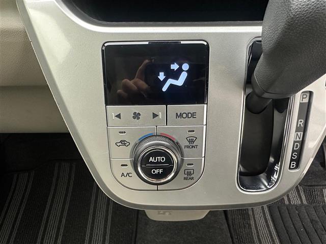 ピクシスジョイ F X SAII 社外SDナビ(FM/AM/CD/DVD/フルセグ/Bluetooth) バックカメラ 前後コーナーセンサー オートライト LEDヘッドライト 社外15インチアルミホイール 純正フロアマット(9枚目)