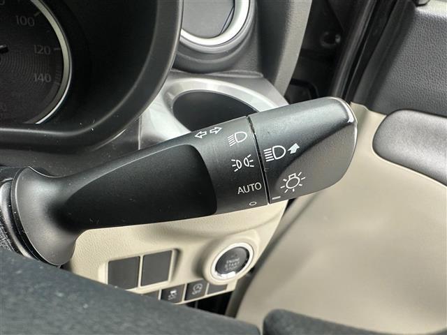 ピクシスジョイ F X SAII 社外SDナビ(FM/AM/CD/DVD/フルセグ/Bluetooth) バックカメラ 前後コーナーセンサー オートライト LEDヘッドライト 社外15インチアルミホイール 純正フロアマット(16枚目)