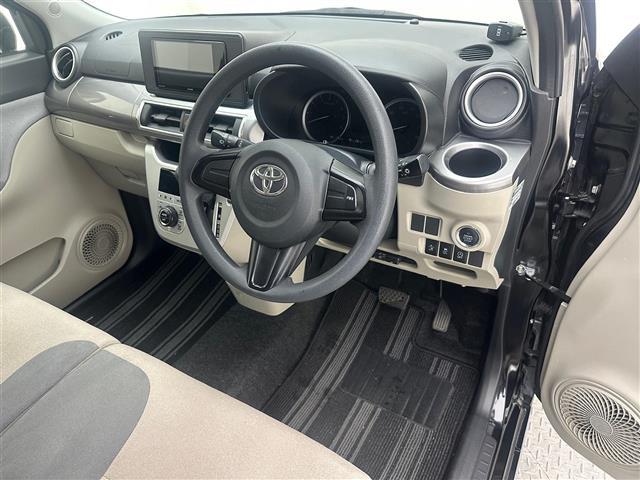 ピクシスジョイ F X SAII 社外SDナビ(FM/AM/CD/DVD/フルセグ/Bluetooth) バックカメラ 前後コーナーセンサー オートライト LEDヘッドライト 社外15インチアルミホイール 純正フロアマット(17枚目)