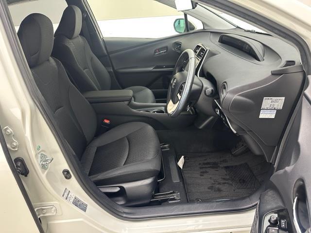 プリウス Sセーフティプラス 純正SDナビ(CD/DVD/Bluetooth/フルセグ) バックカメラ 前後ドライブレコーダー 追従型クルーズコントロール 前後コーナーセンサー LEDヘッドライト オートライト(22枚目)