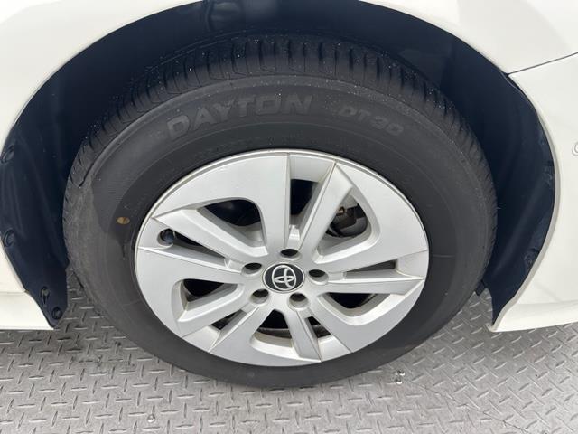 プリウス Sセーフティプラス 純正SDナビ(CD/DVD/Bluetooth/フルセグ) バックカメラ 前後ドライブレコーダー 追従型クルーズコントロール 前後コーナーセンサー LEDヘッドライト オートライト(36枚目)