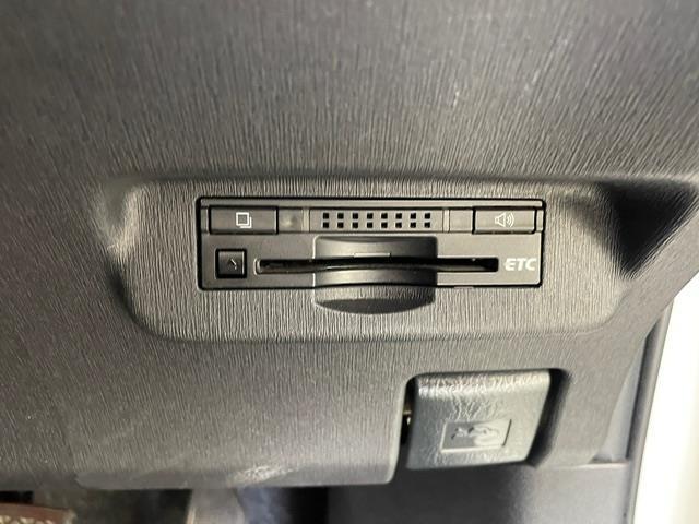 プリウスPHV G 純正SDナビCD/DVD/SD/Bt/フルセグ ・NSZA-X64T バックカメラ レザーシート シートヒーター パワーシート クルーズコントロール ステアリングヒーター ドライブレコーダー(10枚目)