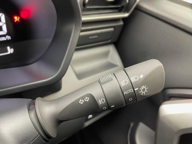 ライズ Z 登録済み未使用車 純正DA APPLECarPlay AndroidAut HDMI USB バックカメラ コーナーセンサー シートヒーター LEDヘッドライト LEDフォグランプ 純正17インチAW(13枚目)