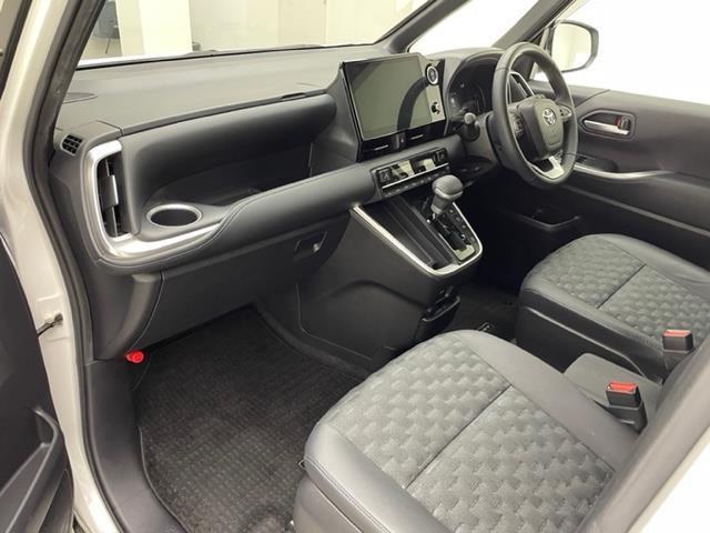 ヴォクシー S-Z 純正メモリナビ(CD/DVD/Bluetooth/フルセグ/USB) 純正フリップダウンモニター 両側パワースライドドア バックカメラ シートヒーター ハーフレザーシート 追従型クルーズコントロール(22枚目)