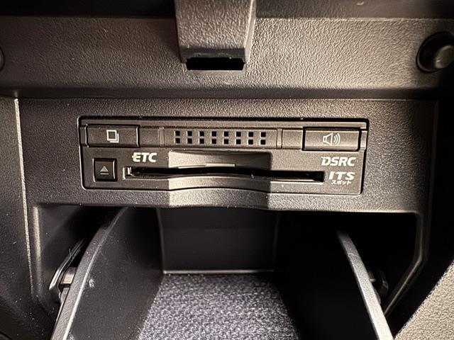 ヴェルファイア 2.5Z Gエディション 純正ナビ フルセグ CD DVD BT MSV USB AUX JBLプレミアムサウンド 純正フリップダウンモニター クルーズコントロール クリアランスソナー パーキングアシスト パワーバックドア(12枚目)