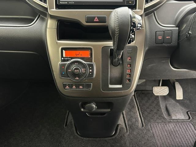 ソリオバンディット Fリミテッド 純正7インチナビ CD DVD FM AM BT フルセグTV バックカメラ 両側パワースライドドアETC シートヒーター Aストップ レーンキープアシスト ウィンカーミラー クルーズコントロール(5枚目)