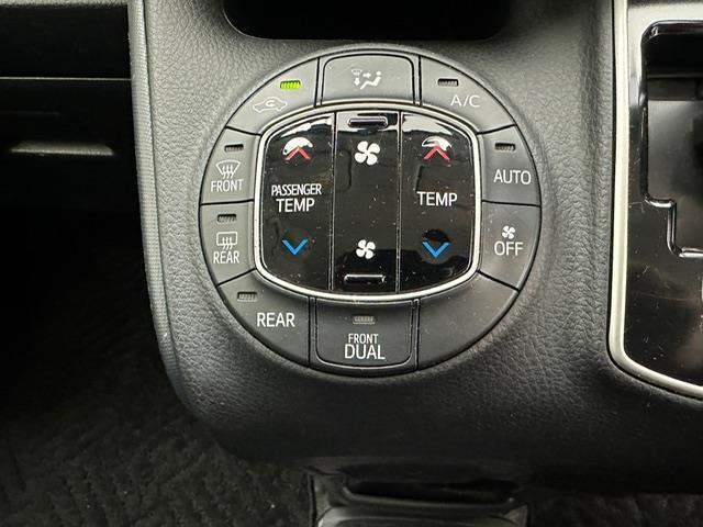 ヴォクシー ZS 煌 社外9インチナビ フルセグ CD DVD BT MSV バックカメラ 両側パワースライドドア ALPINEフリップダウンモニター 社外ドライブレコーダー ETC LEDヘッドライト フォグライト(7枚目)