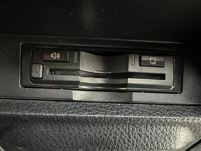 ヴォクシー ZS 煌 社外9インチナビ フルセグ CD DVD BT MSV バックカメラ 両側パワースライドドア ALPINEフリップダウンモニター 社外ドライブレコーダー ETC LEDヘッドライト フォグライト(11枚目)