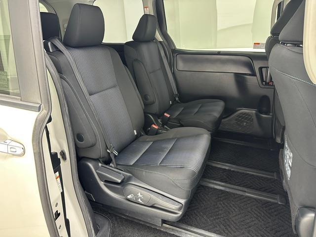 ヴォクシー ZS 煌 社外9インチナビ フルセグ CD DVD BT MSV バックカメラ 両側パワースライドドア ALPINEフリップダウンモニター 社外ドライブレコーダー ETC LEDヘッドライト フォグライト(21枚目)