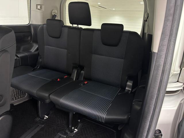 ヴォクシー ZS 煌 社外9インチナビ フルセグ CD DVD BT MSV バックカメラ 両側パワースライドドア ALPINEフリップダウンモニター 社外ドライブレコーダー ETC LEDヘッドライト フォグライト(24枚目)