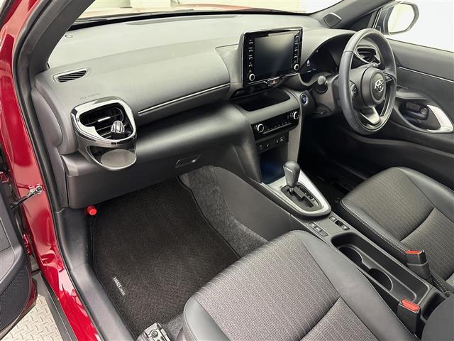 ヤリスクロス Z 純正DA 前後ドライブレコーダー バックカメラ コーナーセンサー ステアリングヒーター ハーフレザー パワーシート シートヒーター ヘッドライトレベライザー ビルトインETC パワーバックドア LTA(19枚目)