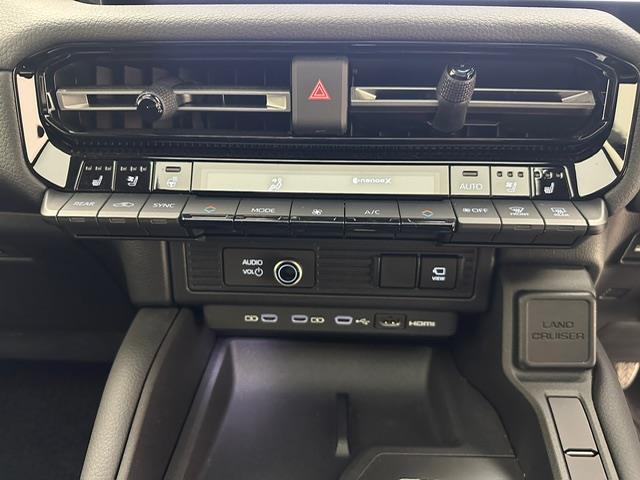 ランドクルーザー250 VX 純正12.3型コネクトナビ フルセグ BT USB HDMI モデリスタパッケージ パノラミックビューモニター サンルーフ レーダークルーズコントロール プリクラッシュセーフティー モデリスタPKG(10枚目)