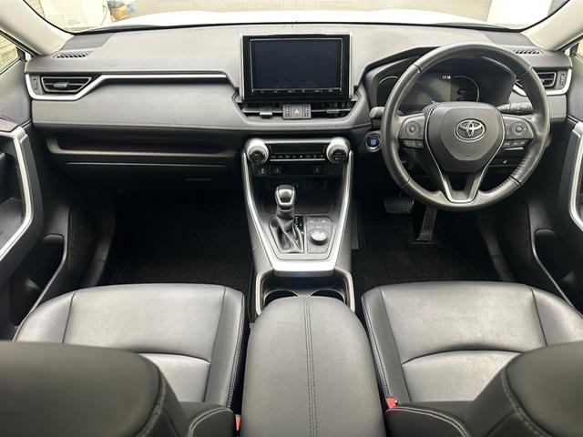 RAV4 G Zパッケージ 純正9インチナビ フルセグ CD DVD BT MSV HDMI バックカメラ ビルトインETC パワーバックドア TRDエアロ レーダークルーズコントロール プリクラッシュセーフティー デジミラー(17枚目)