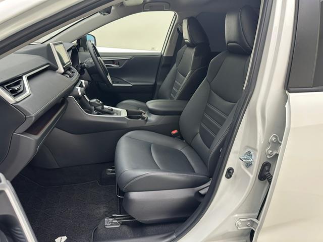 RAV4 G Zパッケージ 純正9インチナビ フルセグ CD DVD BT MSV HDMI バックカメラ ビルトインETC パワーバックドア TRDエアロ レーダークルーズコントロール プリクラッシュセーフティー デジミラー(22枚目)