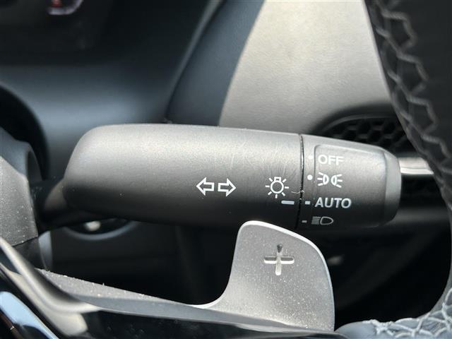 ZR-V e:HEV Z ホンダセンシング BOSEプレミアムサウンド アダプティブクルコン ホンダコネクトナビ マルチビューカメラ フルセグ パワーシート シートヒーター パワーバックドア 純正18インチAW ワイヤレス充電(11枚目)