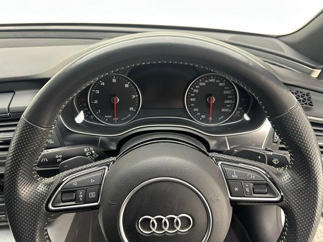 Ａ７スポーツバック ２．０ＴＦＳＩクワトロ　Ｓラインパッケージ　純正ＨＤＤナビＣＤ／ＤＶＤ／ＳＤ／Ｂｔ／フルセグ　バックカメラ　ＡＣＣ　ＢＳＭ　ＬＫＡ　４ＷＤ　レザーシート　シートヒーター　パワーシート　パーキングアシスト　コーナーセンサー　パドルシフト（18枚目）