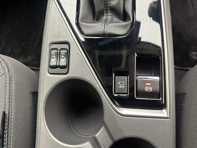 クロストレック リミテッド　純正１１．６インチナビ（ＦＭ・ＡＭ／ＢＴ／フルセグ／ｉＰｏｄ／ＡＵＸ）　バックカメラ　全方位カメラ　ＥＴＣ　社外ドラレコ前後　デジタルインナーミラー　純正ＡＷ１８インチ　純正フロアマット　ＡＶＨ（2枚目）