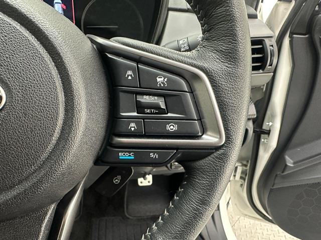 クロストレック リミテッド　純正１１．６インチナビ（ＦＭ・ＡＭ／ＢＴ／フルセグ／ｉＰｏｄ／ＡＵＸ）　バックカメラ　全方位カメラ　ＥＴＣ　社外ドラレコ前後　デジタルインナーミラー　純正ＡＷ１８インチ　純正フロアマット　ＡＶＨ（14枚目）