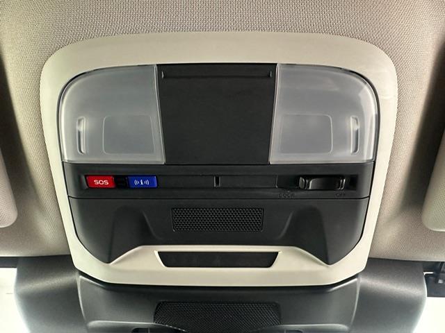 クロストレック リミテッド　純正１１．６インチナビ（ＦＭ・ＡＭ／ＢＴ／フルセグ／ｉＰｏｄ／ＡＵＸ）　バックカメラ　全方位カメラ　ＥＴＣ　社外ドラレコ前後　デジタルインナーミラー　純正ＡＷ１８インチ　純正フロアマット　ＡＶＨ（25枚目）