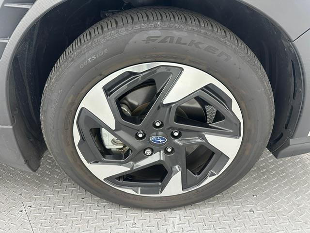 クロストレック リミテッド　純正１１．６インチナビ（ＦＭ・ＡＭ／ＢＴ／フルセグ／ｉＰｏｄ／ＡＵＸ）　バックカメラ　全方位カメラ　ＥＴＣ　社外ドラレコ前後　デジタルインナーミラー　純正ＡＷ１８インチ　純正フロアマット　ＡＶＨ（35枚目）