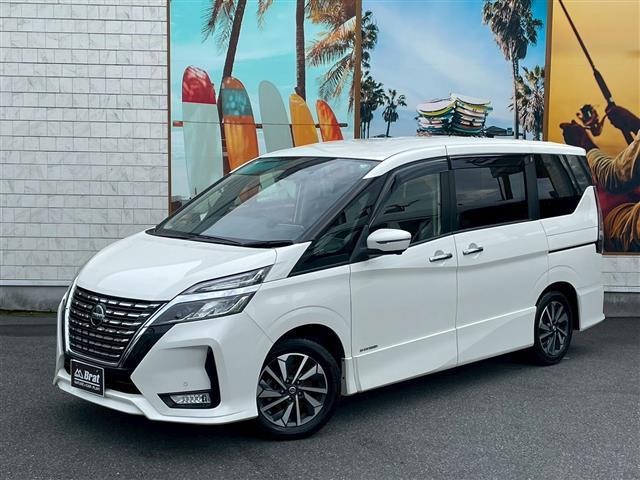 セレナ ハイウェイスター　Ｖ　前後ドライブレコーダー　両側パワースライド　アイストップ　プロパイロット　レーダークルーズコントロール　全方位カメラ　ケンウッドＳＤナビ　ＣＤ　ＵＳＢ　ワンセグ　Ｂｌｕｅｔｏｏｔｈ　純正フロアマット（19枚目）