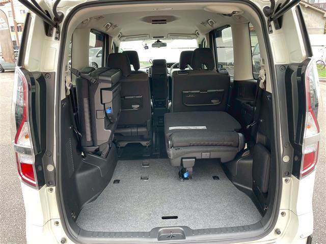 セレナ ハイウェイスター　Ｖ　前後ドライブレコーダー　両側パワースライド　アイストップ　プロパイロット　レーダークルーズコントロール　全方位カメラ　ケンウッドＳＤナビ　ＣＤ　ＵＳＢ　ワンセグ　Ｂｌｕｅｔｏｏｔｈ　純正フロアマット（33枚目）