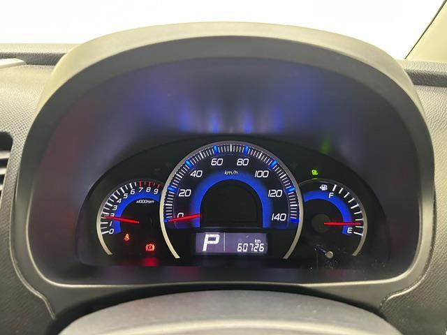 ワゴンＲ リミテッドＩＩ　純正モニター付きオーディオ　ＣＤ　ＦＭ　ＡＭ　バックカメラ　ＨＩＤヘッドライト　オートライト　純正フロアマット　ドアバイザー　シートヒーター　ＩＳＯＦＩＸ　スマートキー　スペアキー　プッシュスタート（2枚目）