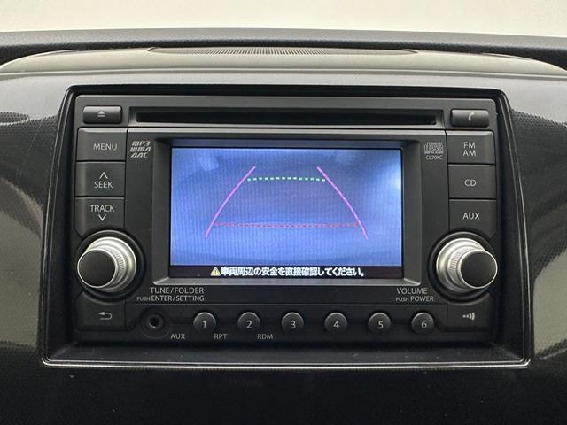 ワゴンＲ リミテッドＩＩ　純正モニター付きオーディオ　ＣＤ　ＦＭ　ＡＭ　バックカメラ　ＨＩＤヘッドライト　オートライト　純正フロアマット　ドアバイザー　シートヒーター　ＩＳＯＦＩＸ　スマートキー　スペアキー　プッシュスタート（3枚目）
