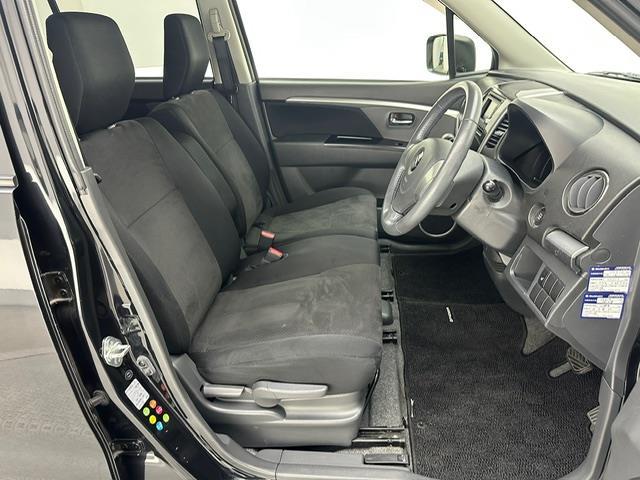 ワゴンＲ リミテッドＩＩ　純正モニター付きオーディオ　ＣＤ　ＦＭ　ＡＭ　バックカメラ　ＨＩＤヘッドライト　オートライト　純正フロアマット　ドアバイザー　シートヒーター　ＩＳＯＦＩＸ　スマートキー　スペアキー　プッシュスタート（14枚目）