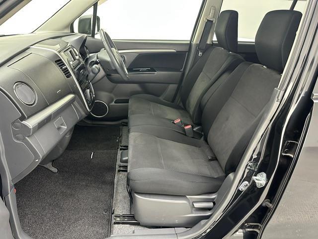 ワゴンＲ リミテッドＩＩ　純正モニター付きオーディオ　ＣＤ　ＦＭ　ＡＭ　バックカメラ　ＨＩＤヘッドライト　オートライト　純正フロアマット　ドアバイザー　シートヒーター　ＩＳＯＦＩＸ　スマートキー　スペアキー　プッシュスタート（15枚目）