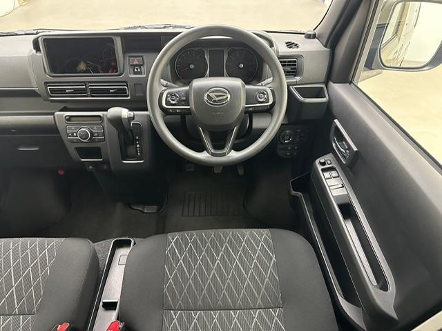 アトレー ＲＳ　両側パワースライドドア　レーダークルーズコントロール　衝突軽減ブレーキ　ＬＤＡ　ＥＴＣ　ＬＥＤヘッドライト　オートライト　フォグライト　社外１４インチアルミホイール　電動格納ミラー　スマートキー（10枚目）