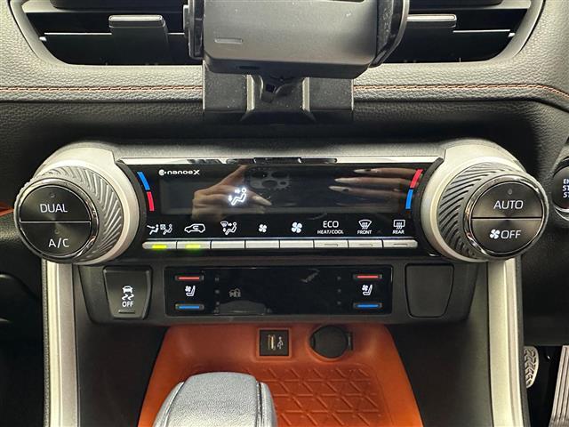 ＲＡＶ４ アドベンチャー　純正ディスプレイオーディオ純正メモリナビＪＡＯＳスポイラーバックカメラビルドインＥＴＣ２．０ドラレコ内臓デジタルインナーミラースライディングガラスルーフ４ＷＤＬＥＤヘッドライトＬＥＤフォグランプ（11枚目）