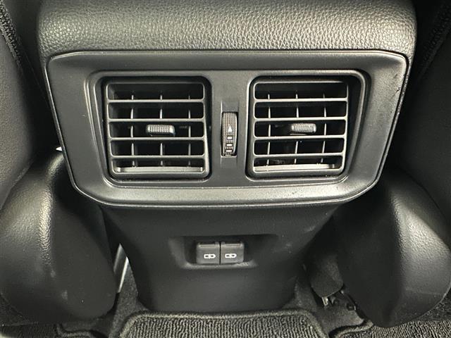 ＲＡＶ４ アドベンチャー　純正ディスプレイオーディオ純正メモリナビＪＡＯＳスポイラーバックカメラビルドインＥＴＣ２．０ドラレコ内臓デジタルインナーミラースライディングガラスルーフ４ＷＤＬＥＤヘッドライトＬＥＤフォグランプ（15枚目）