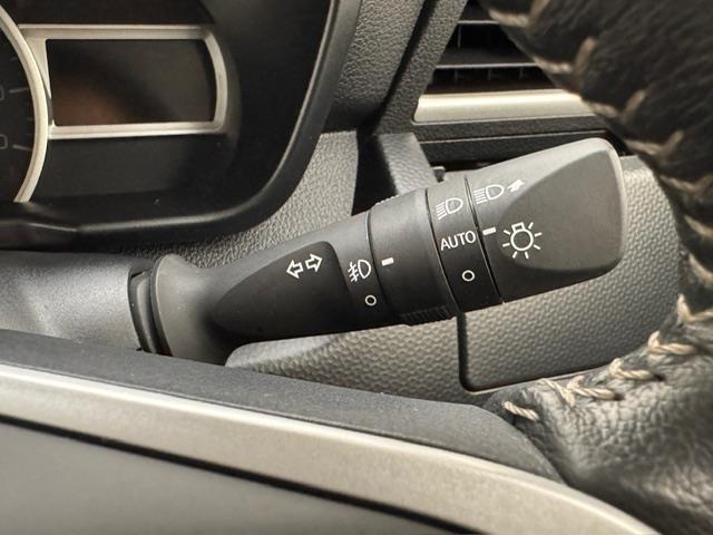 ルーミー カスタムG 純正SDナビ フルセグ CD DVD BT MSV 両側パワースライドドア レーダークルーズコントロール LKA 衝突軽減ブレーキ コーナーセンサー 電子パーキング HOLD LEDヘッドライト(11枚目)